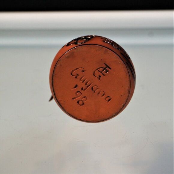 Guyana Caribbean Decorative Pottery Vintage 1998 Artist Signed Earth Tone 4.5 In - Picture 5 of 7